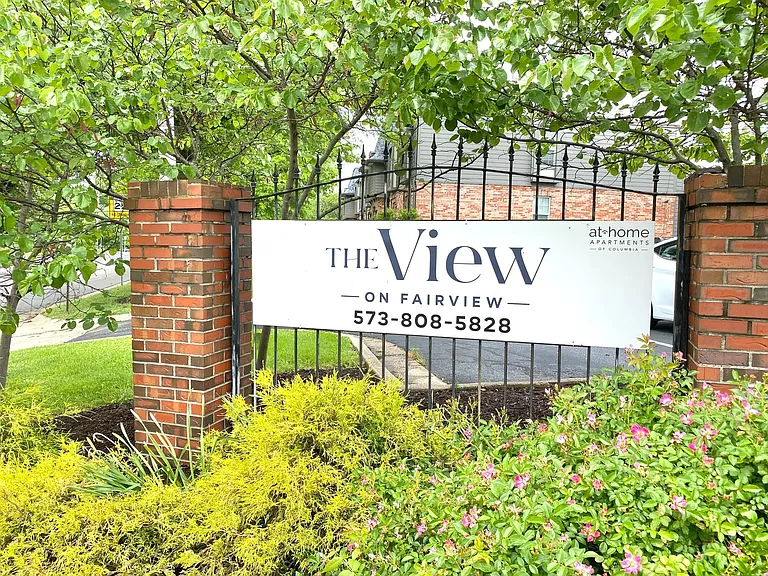 2901-2905 Rollins Rd #2911 — Photo 12