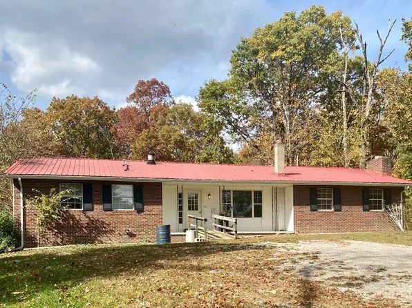 8944 State Route 279, Oak Hill, OH 45656