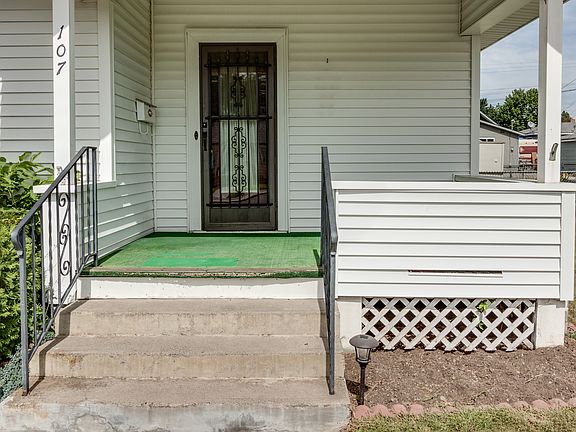 4th image of 107 E Providence Ave