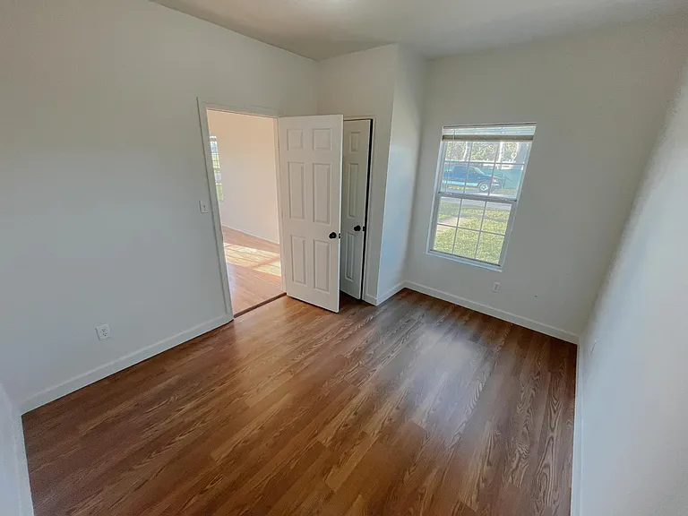 101 Sweeney Ave — Photo 13