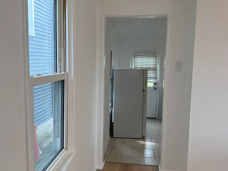 35 Harding Ave — Photo 48