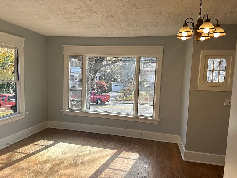 422 W Main St #1 — Photo 12
