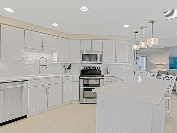 3rd image of 4763 Westwinds Dr #4763