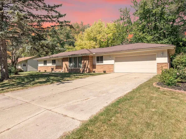 5392 West Fairy Chasm ROAD, Brown Deer, WI 53223