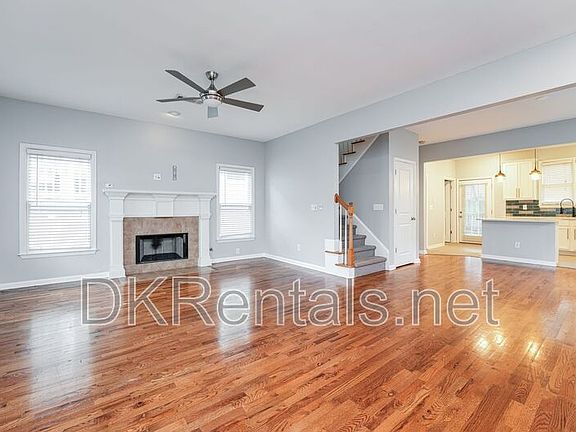 2nd image of 617 McDonald St SE