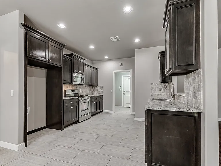 2709 Pacifica Ln — Photo 19
