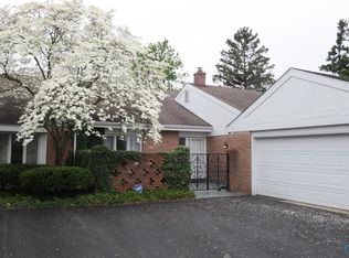 29611 Gleneagles Rd, Perrysburg, OH 43551