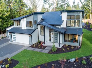 8823 194th St SW, Edmonds, WA 98026