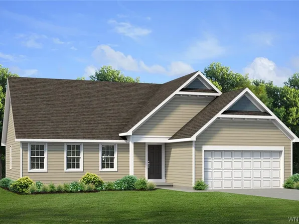 72 Greenspring Ct, West Seneca, NY 14224