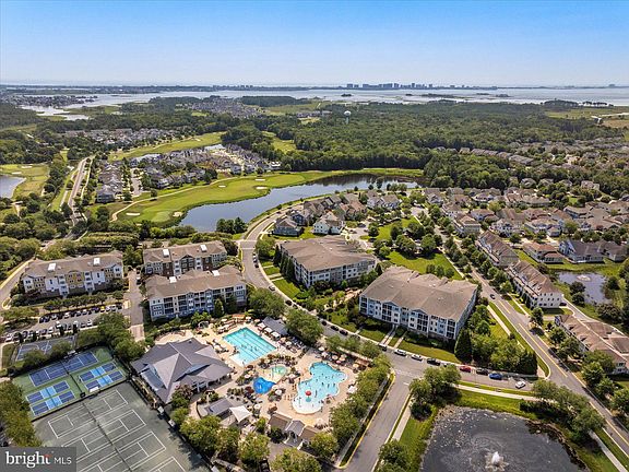 3rd image of 31574 Winterberry Pkwy #108B