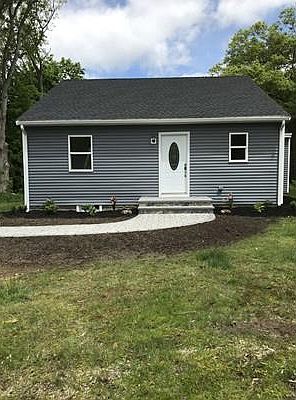 1st image of 704 Plymouth St