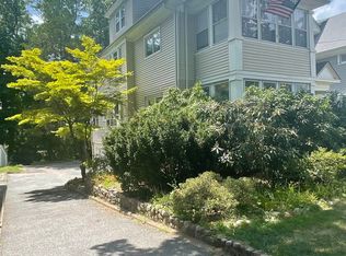 134 Highland Ave FLOOR 1, Midland Park, NJ 07432