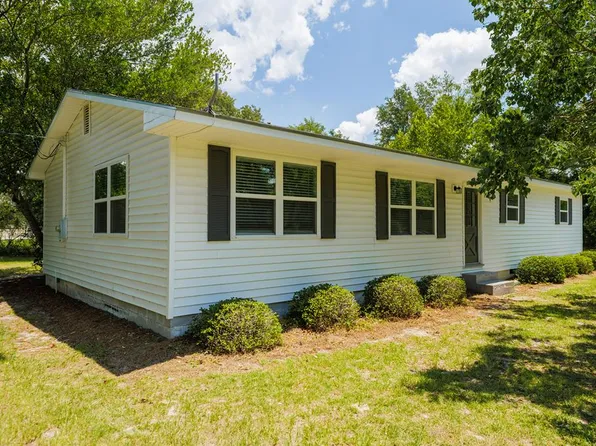 1125 Mj Taylor Rd, Adel, GA 31620