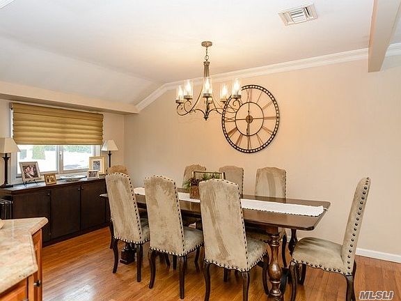 5th image of 28 Prescott Pl