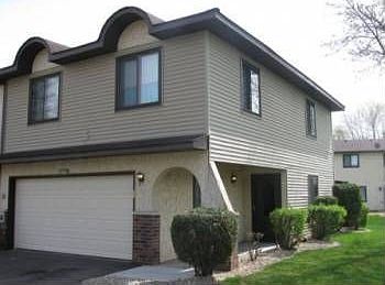 1st image of 8825 N Maplebrook Ct