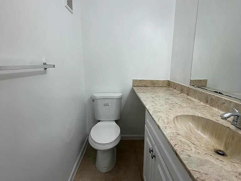 30 Crossings Cir #A — Photo 10