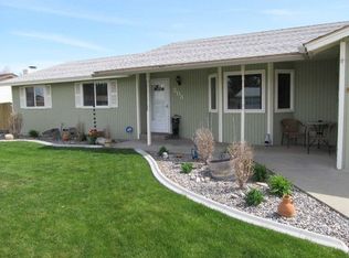 203 S Roosevelt Pl, Kennewick, WA 99336