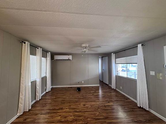 2nd image of 2402 W 16th St #B06