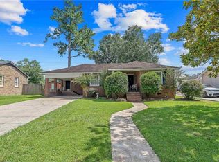 2867 Thornhill Dr, Mobile, AL 36606