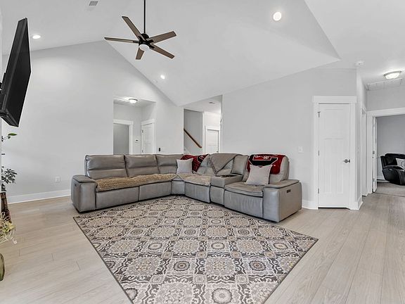 5th image of 208 Coker Rd