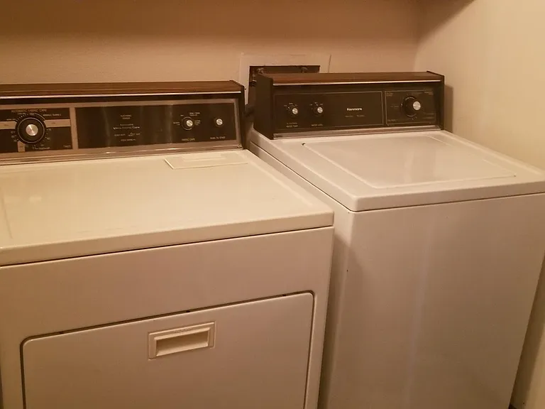 866 Pebblewood Dr — Photo 13
