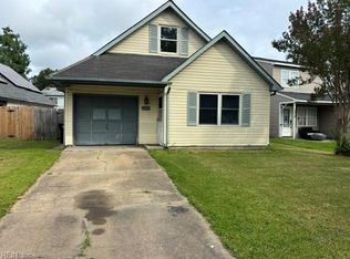 2940 Delaware Xing, Virginia Beach, VA 23453