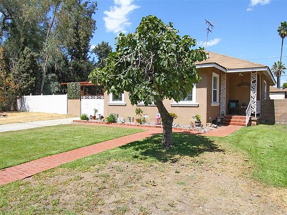 3rd image of 10525 Bexley Dr