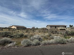 506 Autumn Loop SW, Mattawa, WA 99349