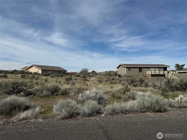 506 Autumn Loop SW, Mattawa, WA 99349