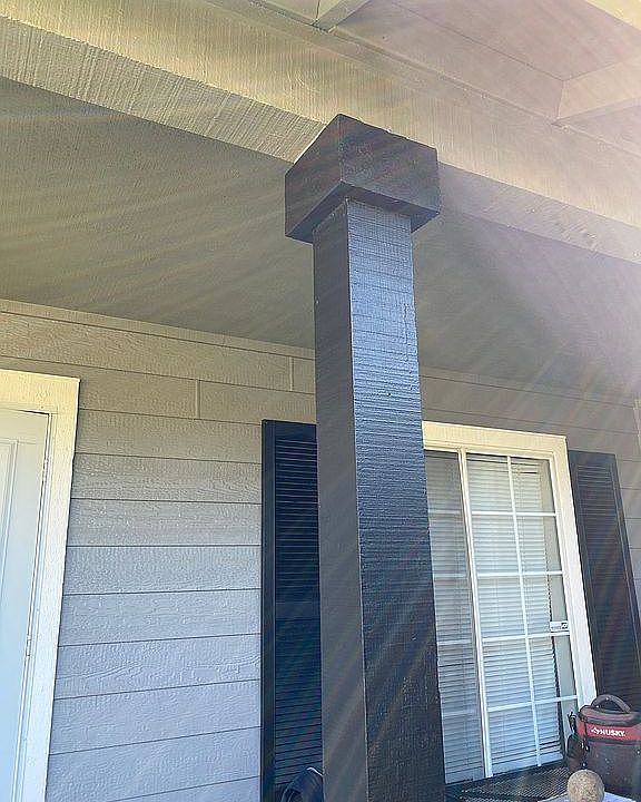 1st image of 851 Versailles Dr