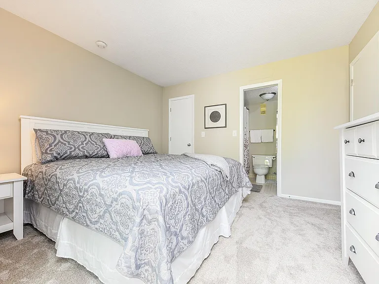 5735 Hilltop Way #5735 — Photo 12