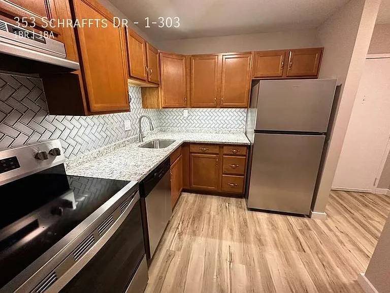 353 Schraffts Dr #1-303 — Photo 1