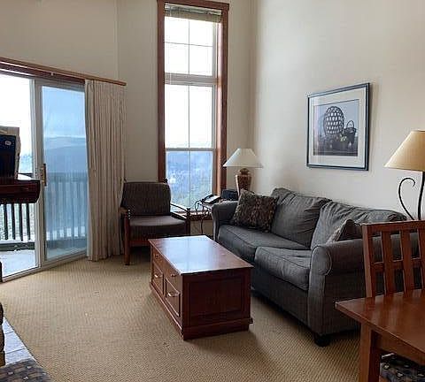 3rd image of 405 Highland House #26209