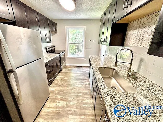2 bed, 1.0 bath, 1236 sqft, $1,200 — Photo 3