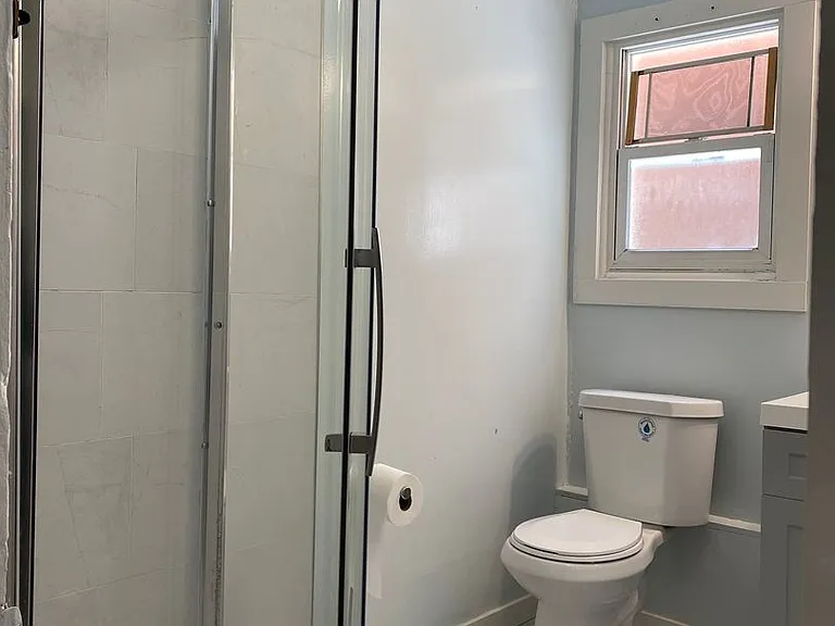 1427 Sherman St — Photo 17