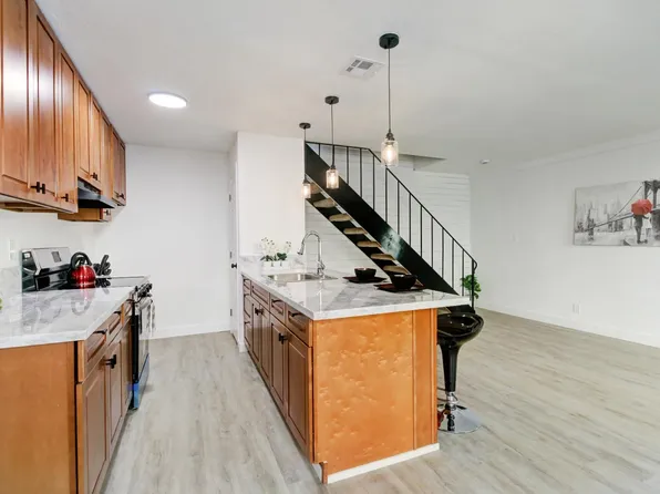 7400 Franklin Blvd APT 3, Sacramento, CA 95823