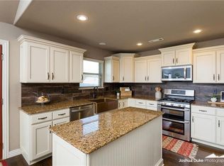 1406 Robins St, Pea Ridge, AR 72751