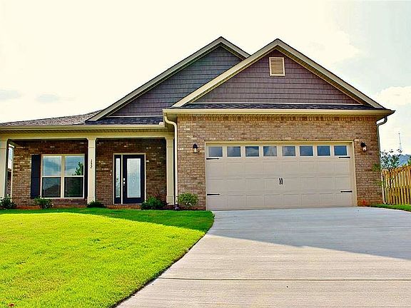 3rd image of 132 Ada Dr SE