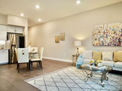 338 Llano De Los Robles Ave #3, San Jose, CA, 95136