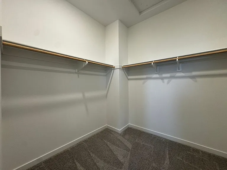 33221 Opal Glass Dr — Photo 31