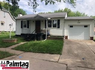 1518 11th St, Auburn, NE 68305