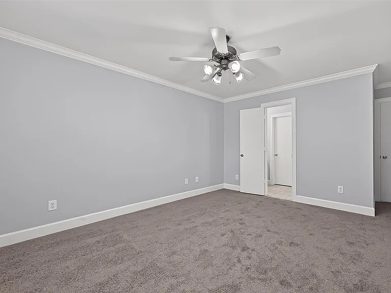 5951 S Loop E #38 — Photo 13