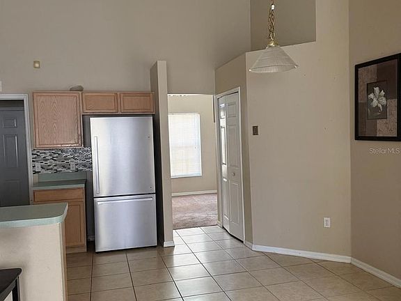 3rd image of 519 Thousand Oaks Blvd