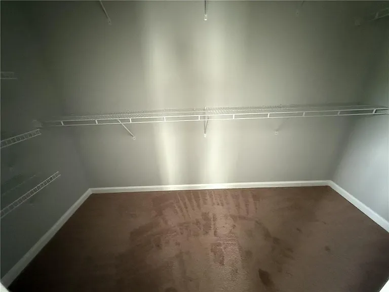 1667 Overview Cir — Photo 20
