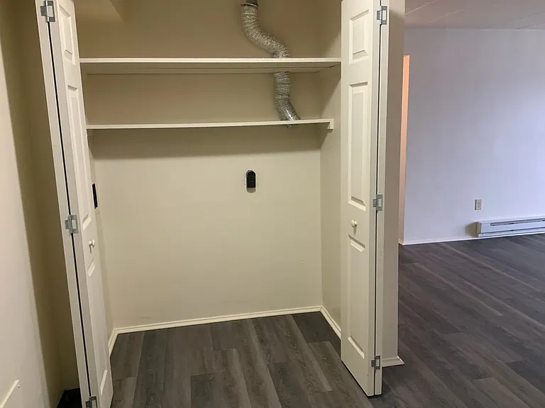 Twin Oaks Apartment Group — Photo 8