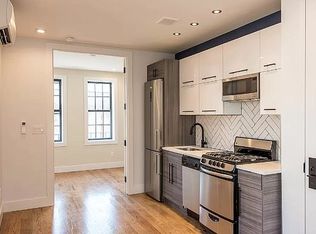192 Suydam St #2, Brooklyn, NY 11221