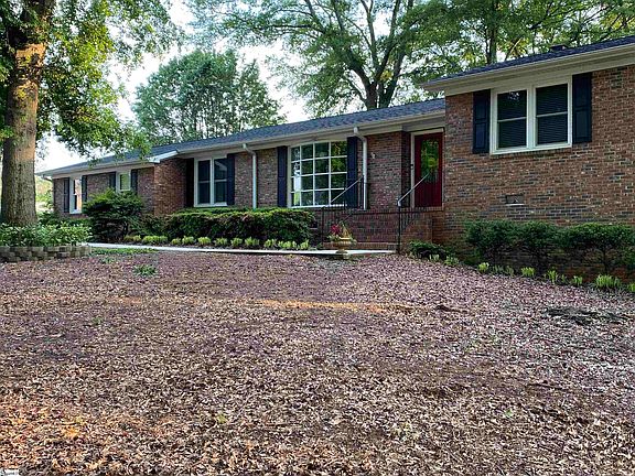 2nd image of 145 Shannon Lake Cir