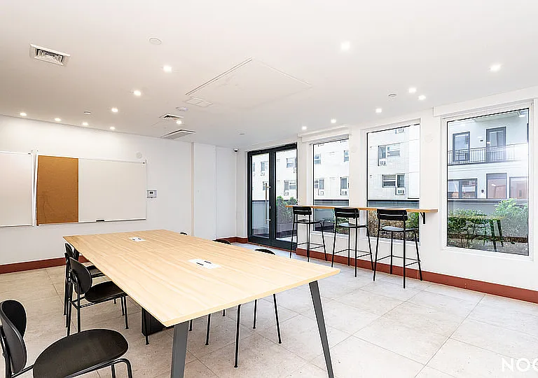 58 Vanderbilt Ave #9Z — Photo 26