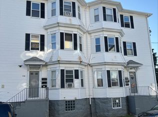 136 Baker St #2S, Fall River, MA 02721