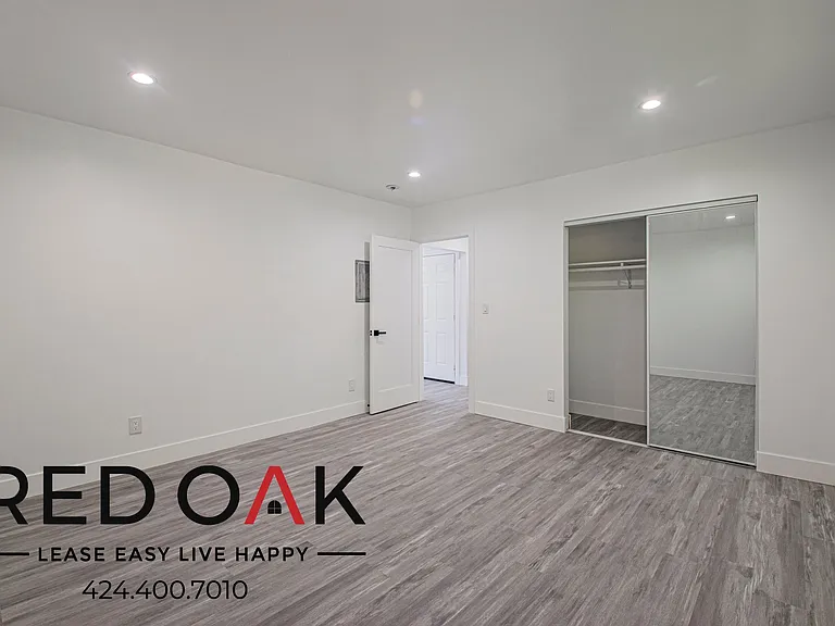 1350 N Fuller Ave #7 — Photo 19
